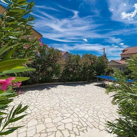 Idyllisches Mit Pool, Tischtennis, Sommerkueche, Privatparkplatz *