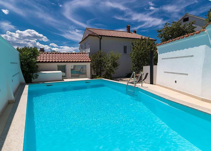 Apartman Idyllisches Mit Pool, Tischtennis, Sommerkueche, Privatparkplatz