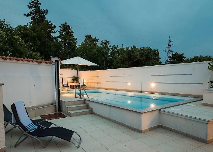 Idyllisches Mit Pool, Tischtennis, Sommerkueche, Privatparkplatz Lejlighed